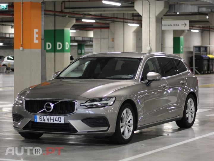 Volvo V60 2.0 D3 Momentum Geartronic