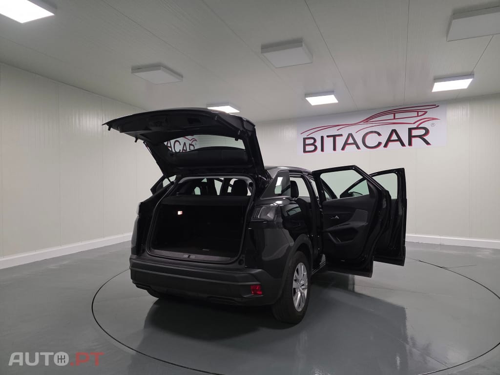 Peugeot 3008 1.5 BlueHDi Style