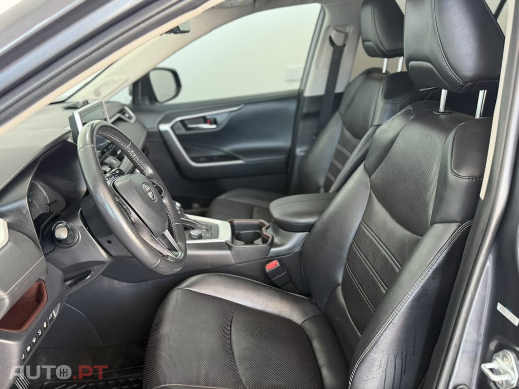 Toyota RAV4 2.5 HDF Exclusive AWD-i