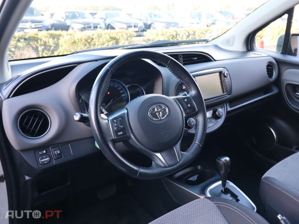 Toyota Yaris 1.5 HSD Active