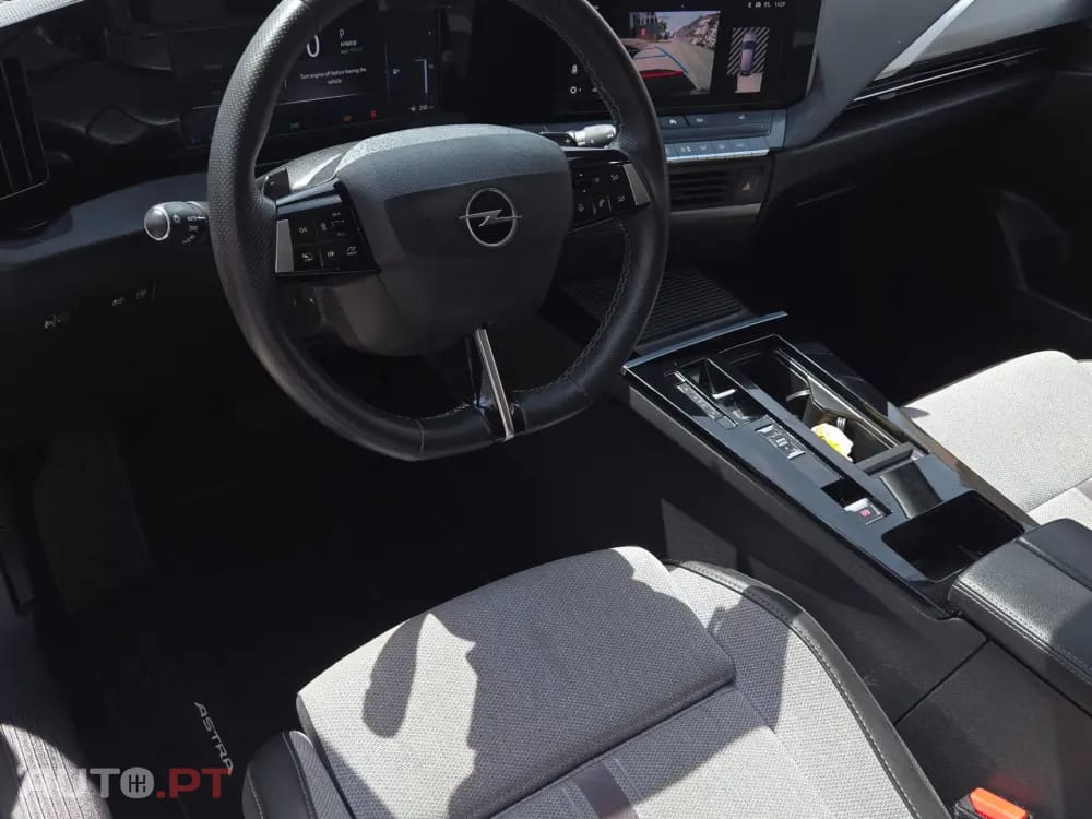 Opel Astra Business Elegance