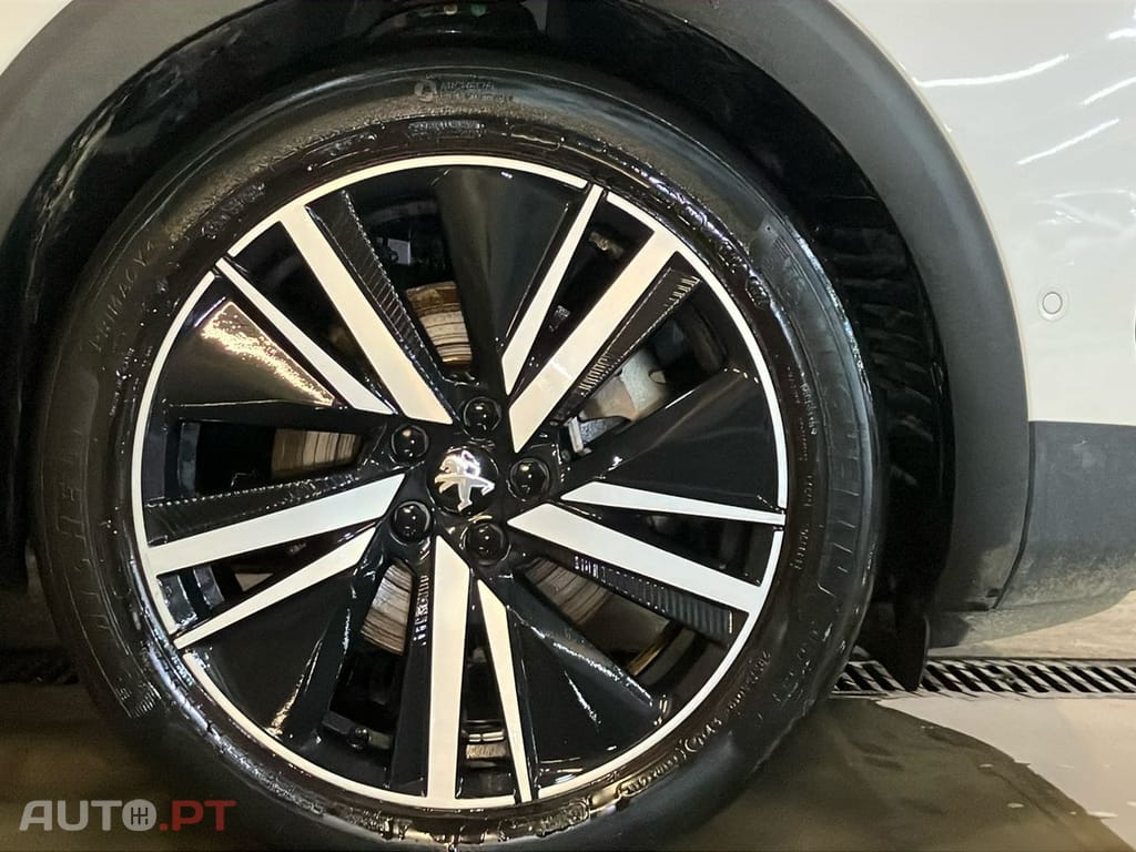 Peugeot 3008 1.6 Hybrid4 GT Pack e-EAT8