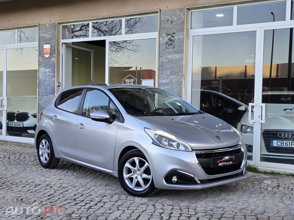 Peugeot 208 1.6 BlueHDi Style