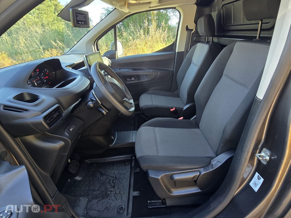 Peugeot Partner 1.5 BlueHDi Asphalt Standard EAT8