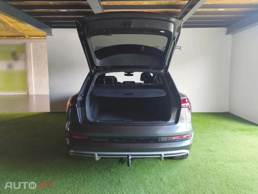Audi E-Tron 55 quattro S line