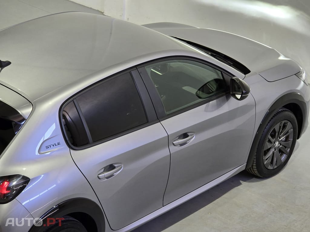 Peugeot E-208 50 kWh Allure