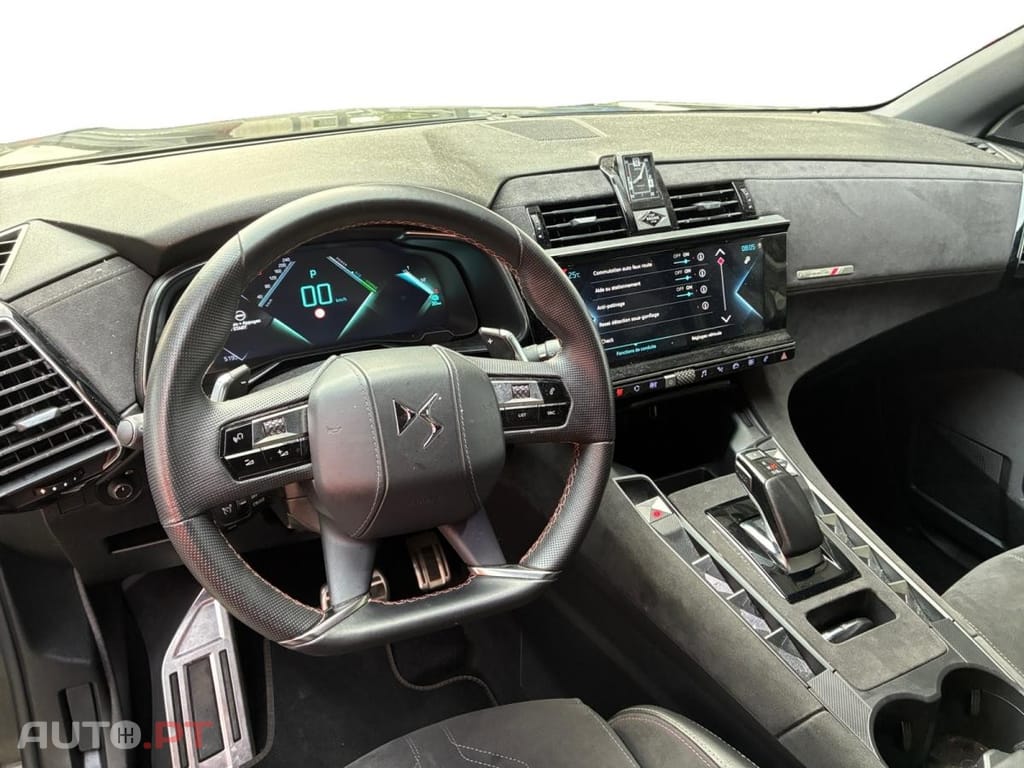 DS DS7 Crossback E-Tense Performance Line EAT8