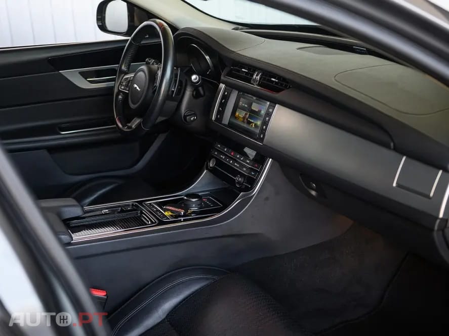 Jaguar XF 2.0 D R-Sport Aut.