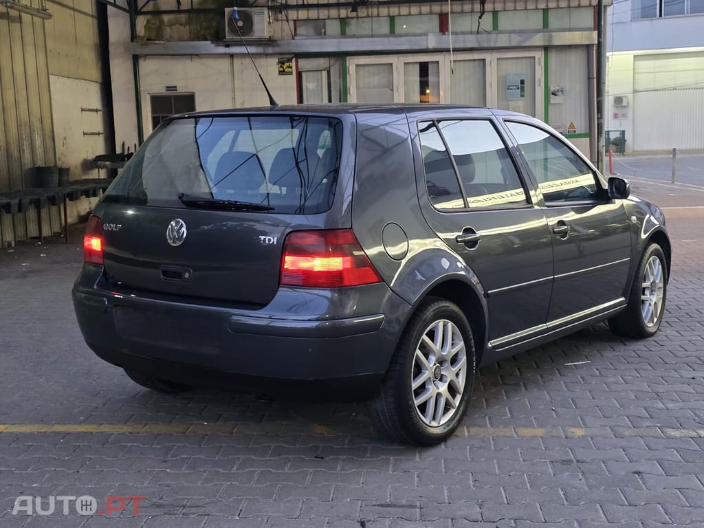 Volkswagen Golf 1,9 TDI 130 Cv's Highline Cx.Automatica
