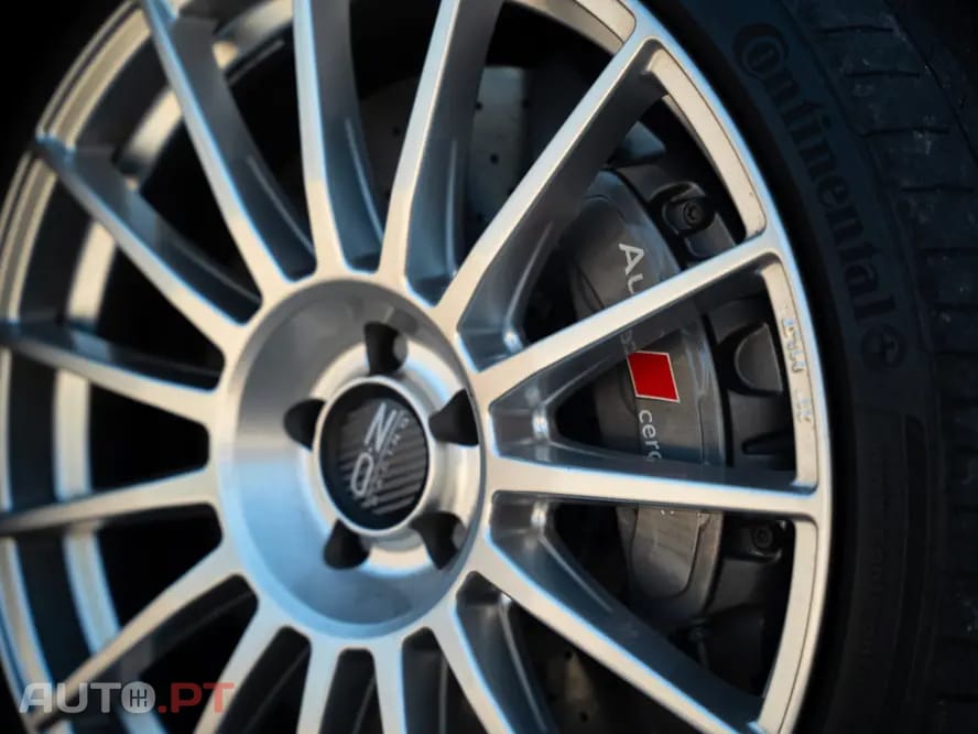 Audi A6 3.0 TDi V6 quattro S-line S tronic