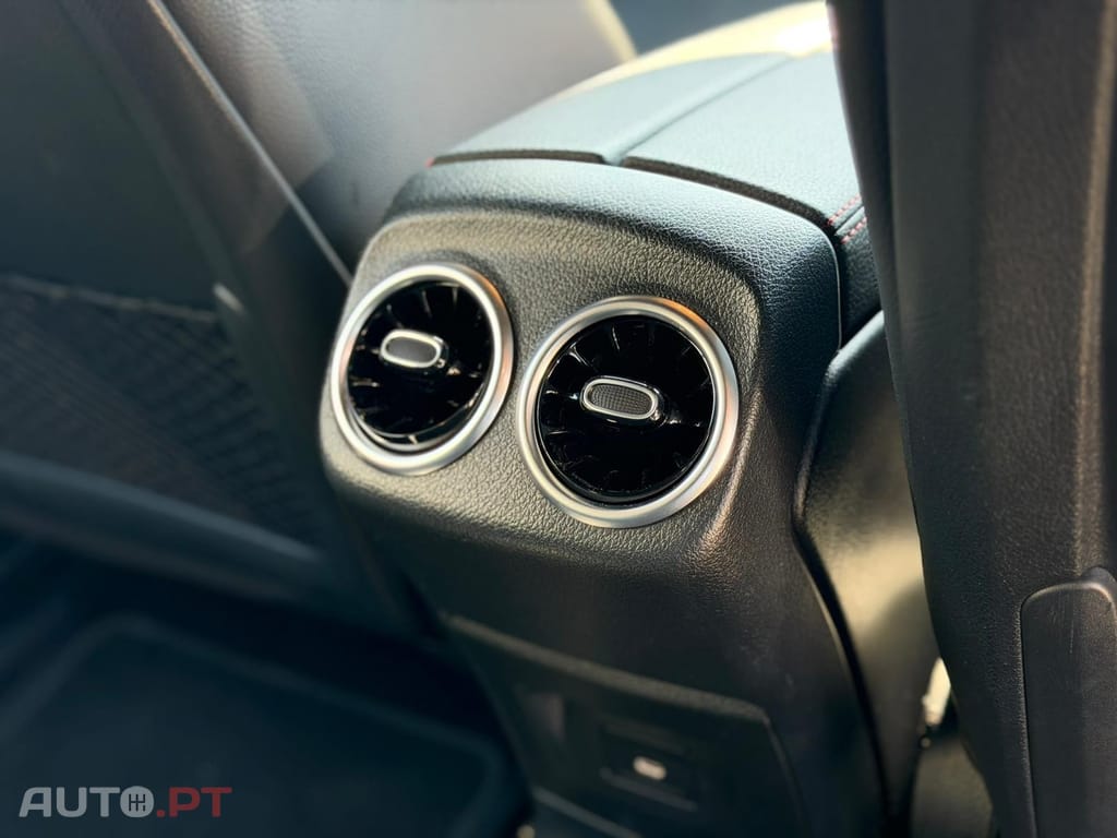 Mercedes-Benz CLA 250 e Shooting Brake AMG Line