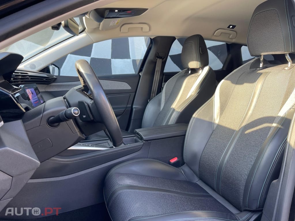 Peugeot 308 SW 1.2 PureTech Allure EAT8