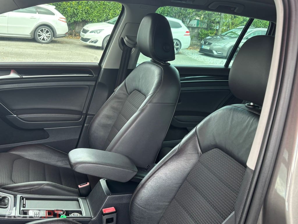 Volkswagen Golf 1.6 TDi GPS Edition DSG