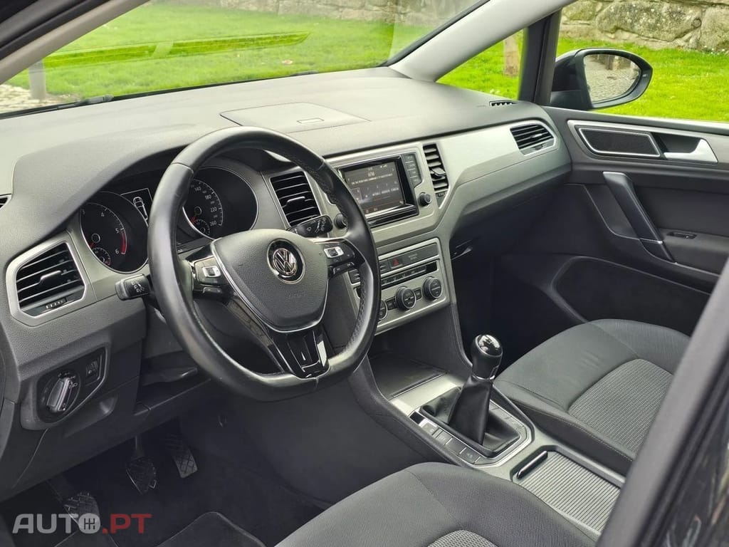 Volkswagen Golf Sportsvan 1.6 TDI Confortline BlueMotion