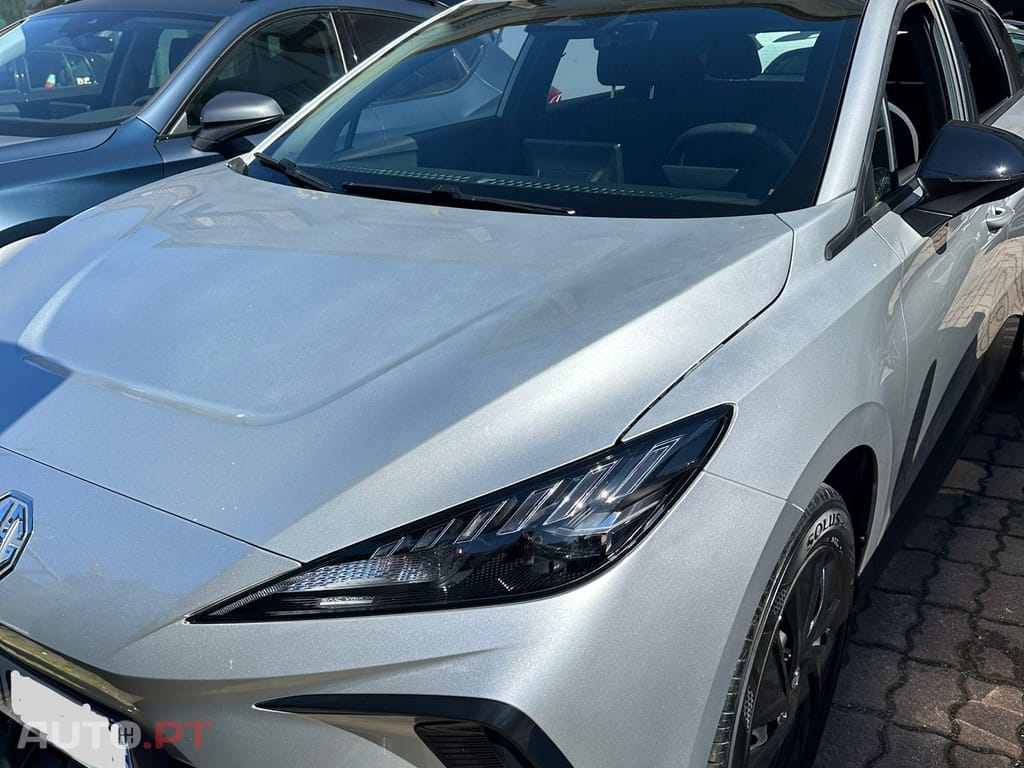 MG MG4 drive standard