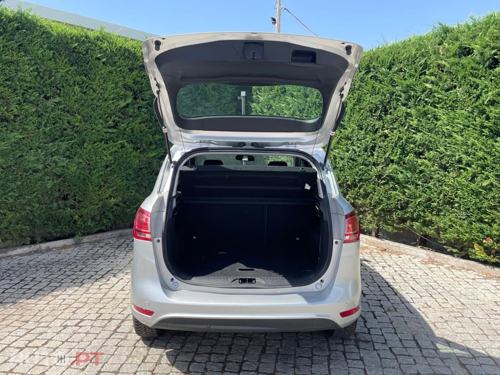 Ford B-Max 1.0 EcoBoost Titanium