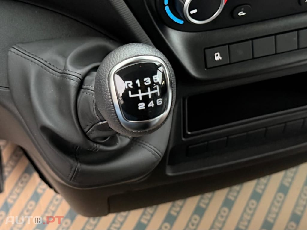 Iveco Daily 3.0 35C18H 3750 CD