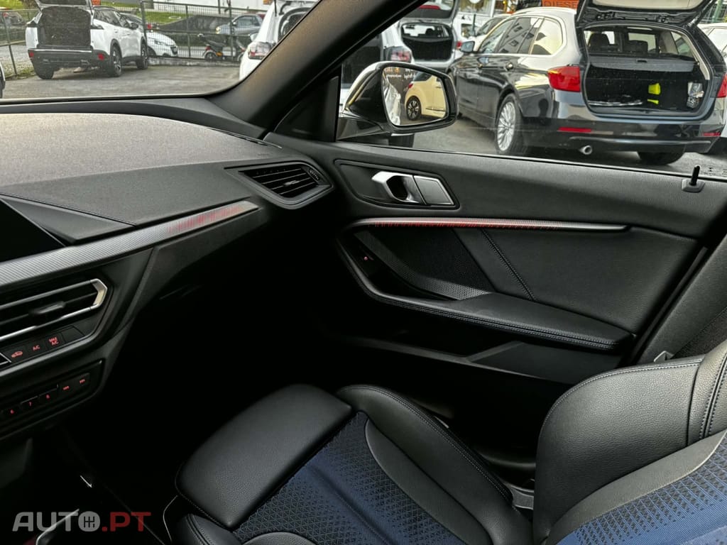 BMW 216 d Pack Desportivo M