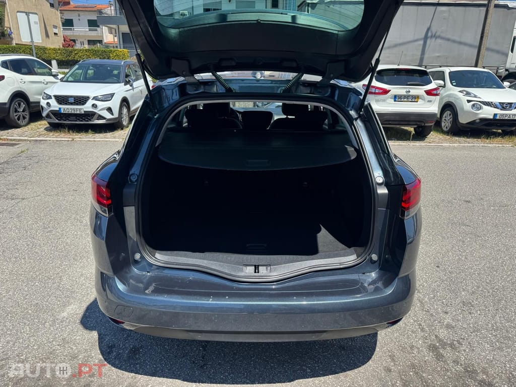 Renault Mégane Sport Tourer 1.3 TCe Limited