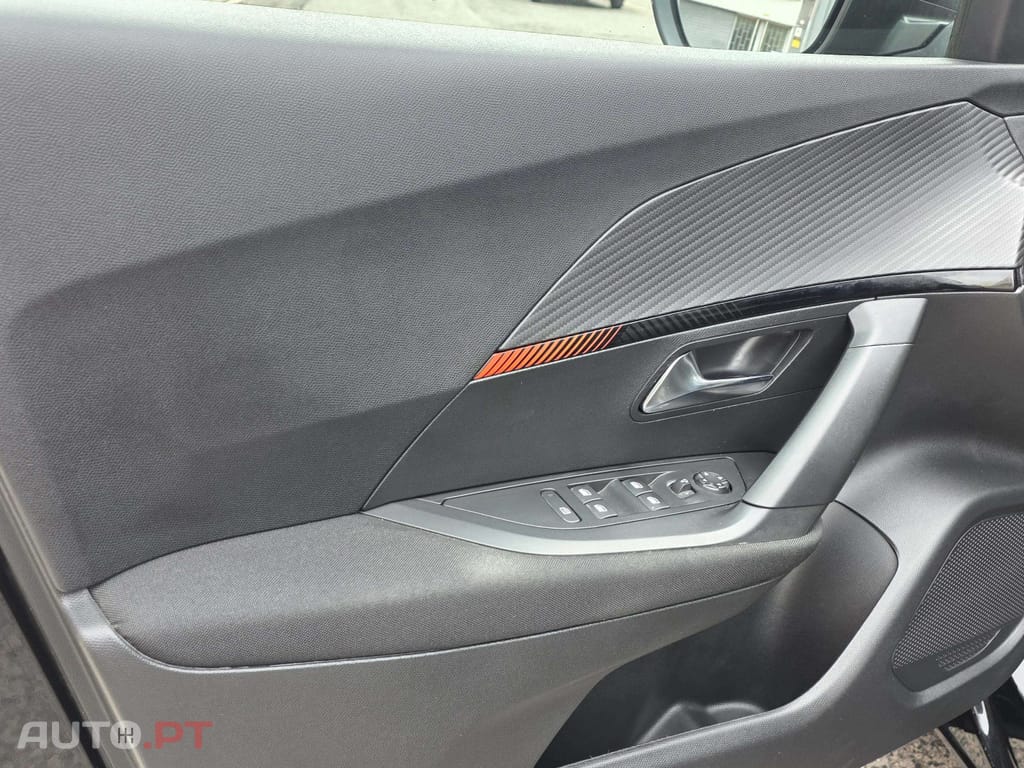 Peugeot 2008 1.5 BlueHDi Active Pack