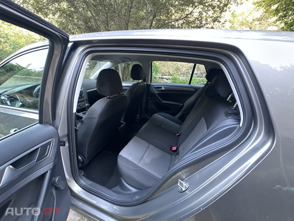 Volkswagen Golf 1.6 TDI BlueMotion Comfortline