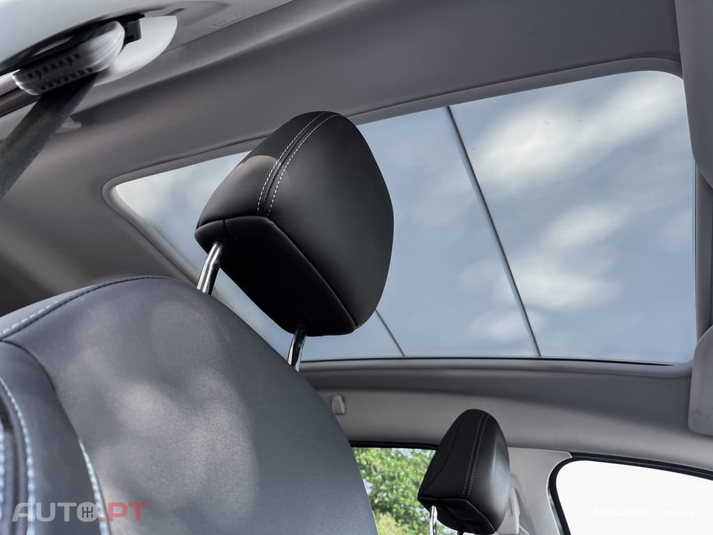 Peugeot 2008 PureTech 110 Stop&Start Crossway