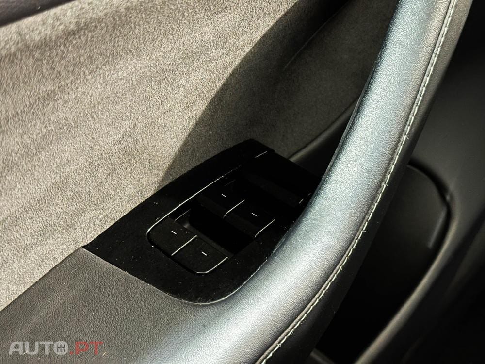 Tesla Model 3 Long-Range Dual Motor AWD
