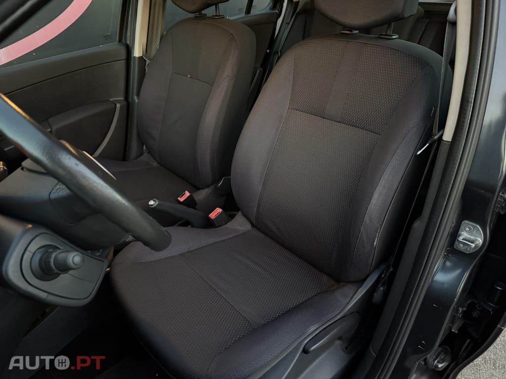 Renault Clio Break 1.2 16V Dynamique