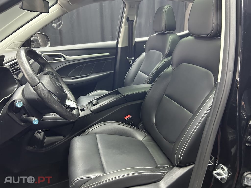 MG ZS EV 44.5 kWh Luxury