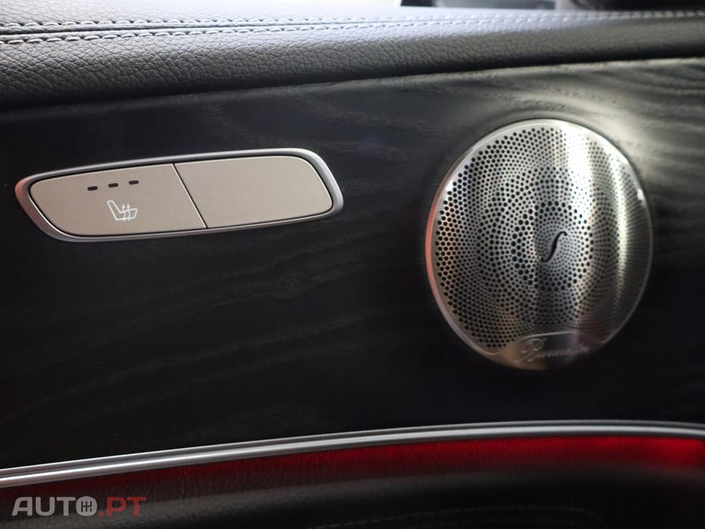 Mercedes-Benz E 300 de Auto AMG LINE