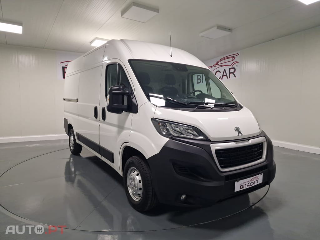 Peugeot Boxer 2.2 BlueHDi 335 L2H2 Pro GPS CAM. TRASEIRA IVA DEDUTIVEL