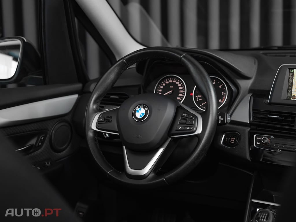 BMW 216 d Advantage
