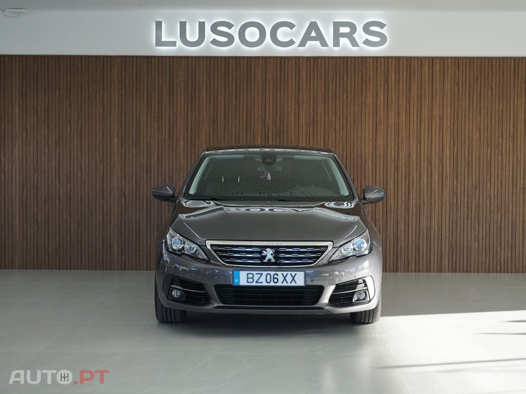 Peugeot 308 1.2 PureTech Allure Full LED