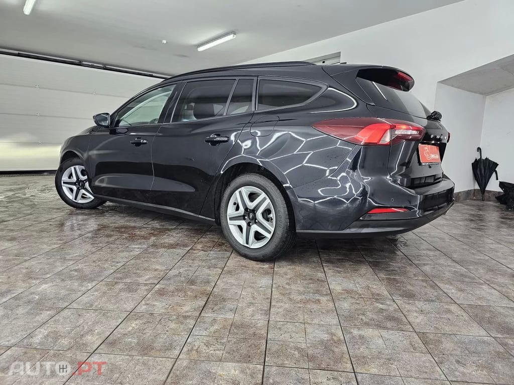 Ford Focus SW 1.0 EcoBoost Connected