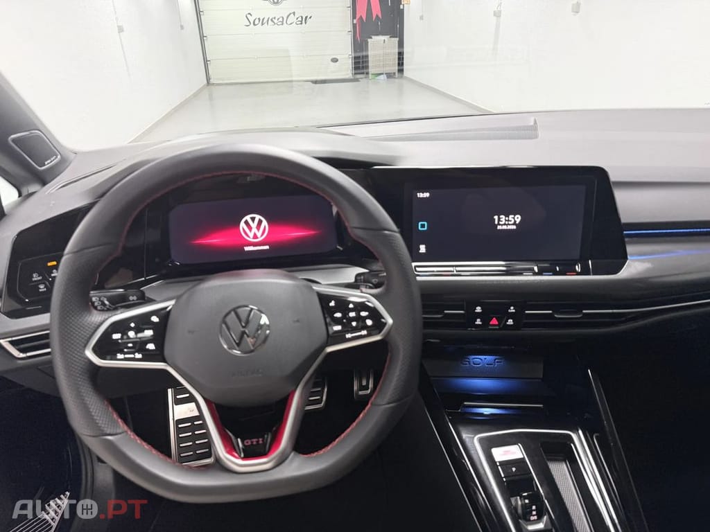 Volkswagen Golf GTI 2.0 TSI OPF DSG Performance