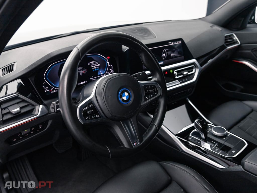 BMW 320 e Pack M Auto