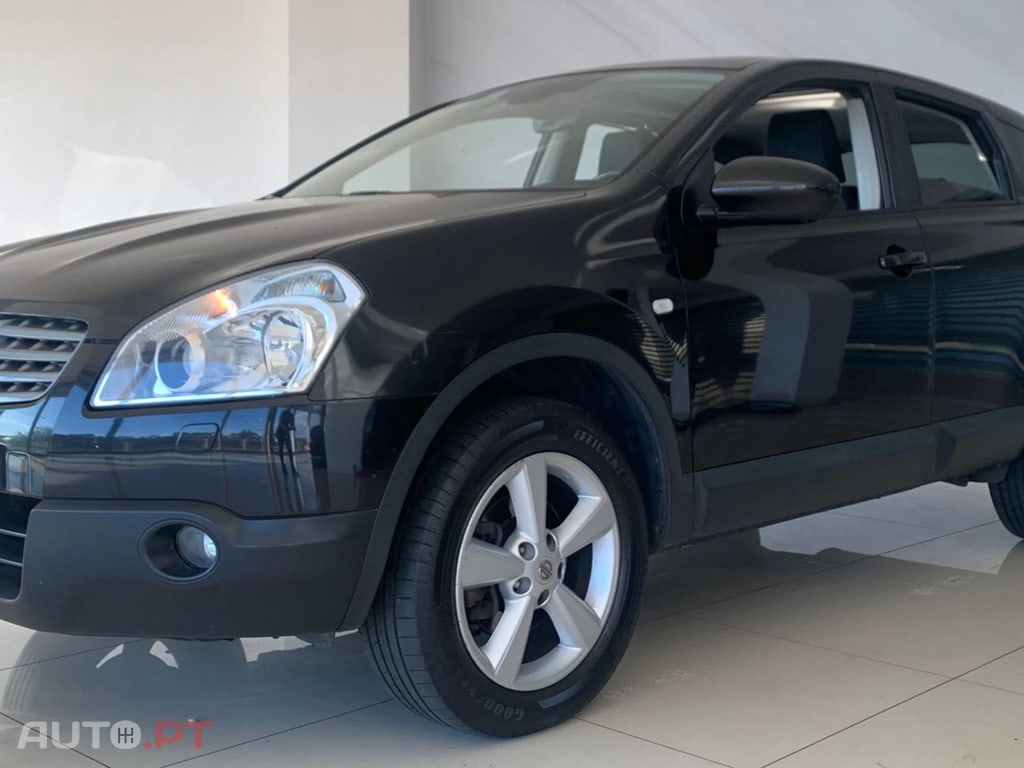 Nissan Qashqai 2.0 ACENTA 17