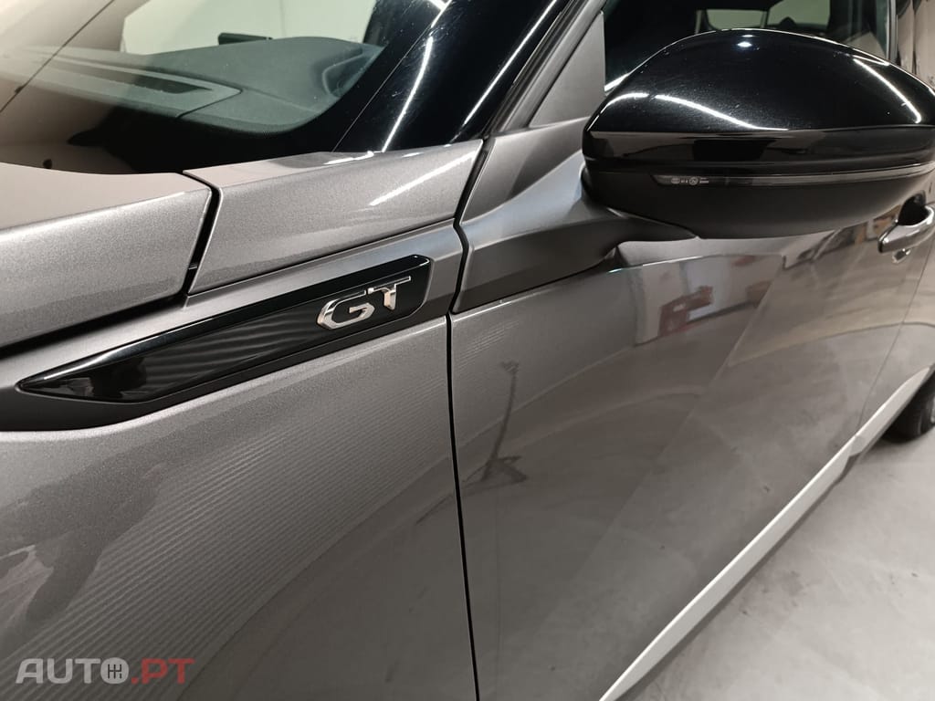 Peugeot 2008 1.5 BlueHDi GT EAT8