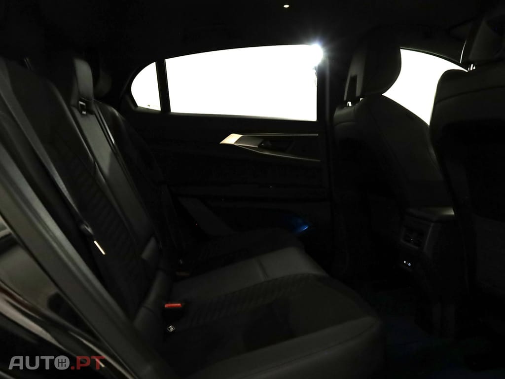Renault Rafale Rafale 1.2 Hyper Hybrid E-Tech Esprit Alpine