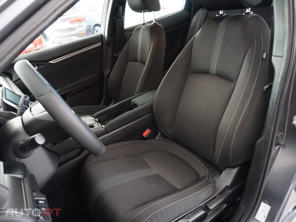 Honda Civic 1.6 i-DTEC Elegance Navi