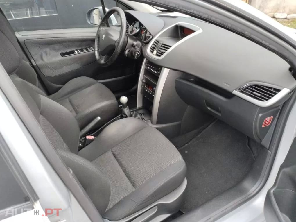 Peugeot 207 SW 1.4 Sport