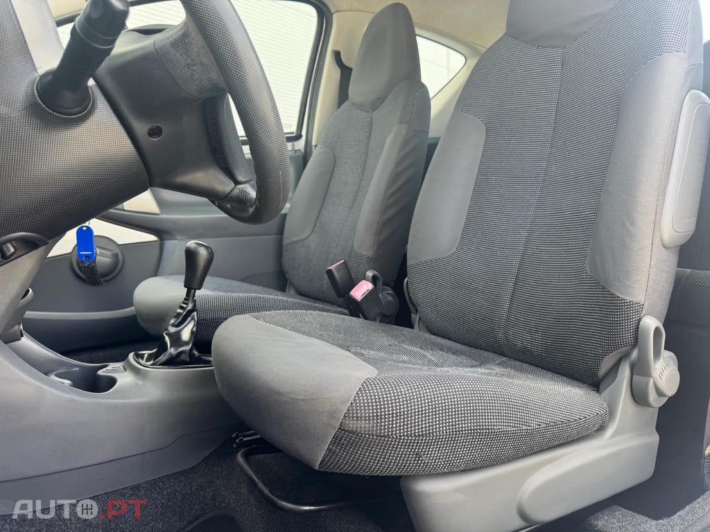 Peugeot 107 1.0 Trendy