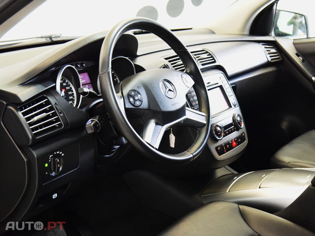 Mercedes-Benz R 300 CDi BlueEfficiency