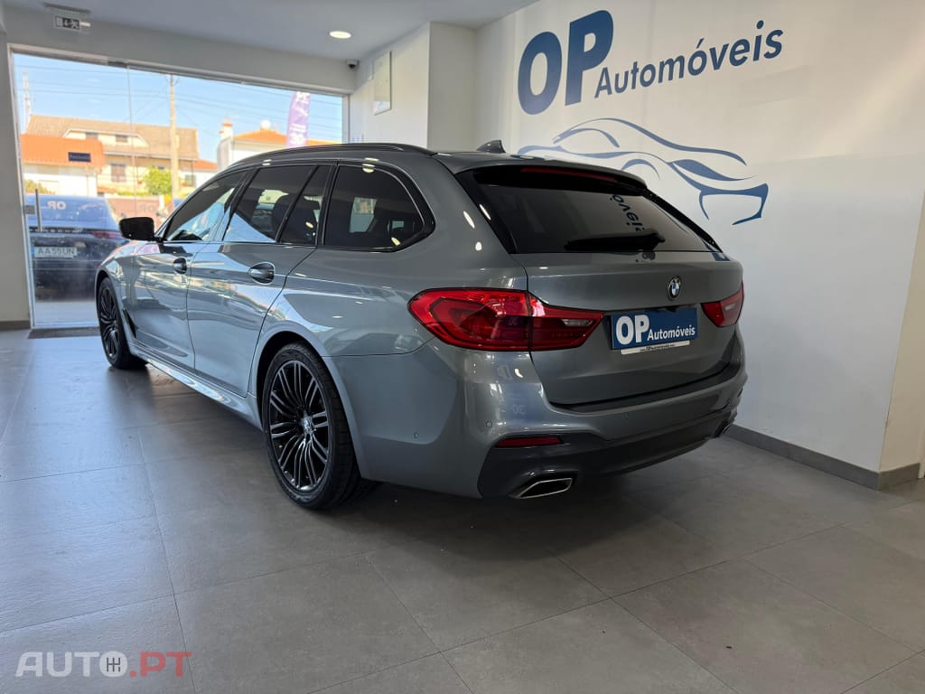 BMW 520 d Pack Desportivo M Auto