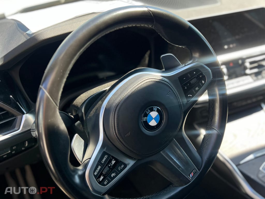 BMW 330 e iPerformance