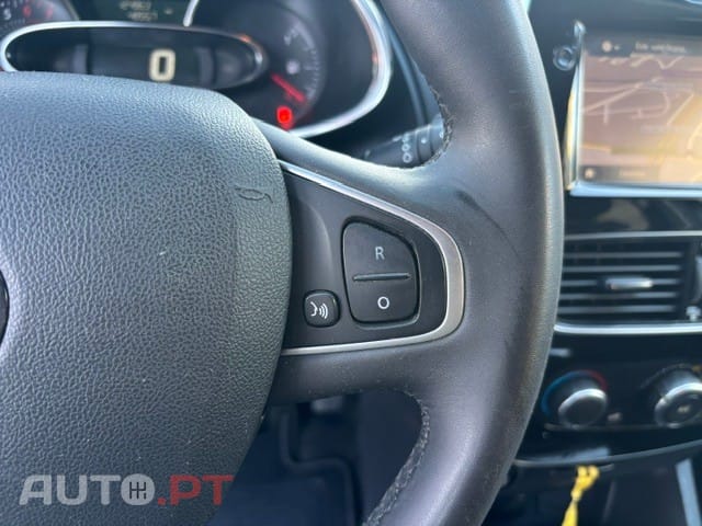 Renault Clio Sport Tourer 0.9 TCE Limited