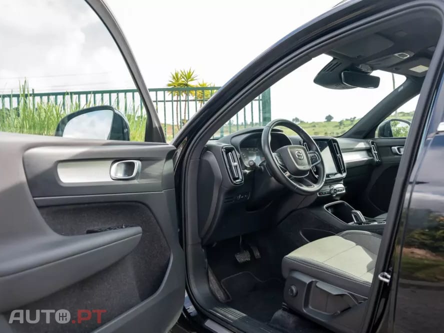 Volvo XC40 1.5 T4 PHEV Core