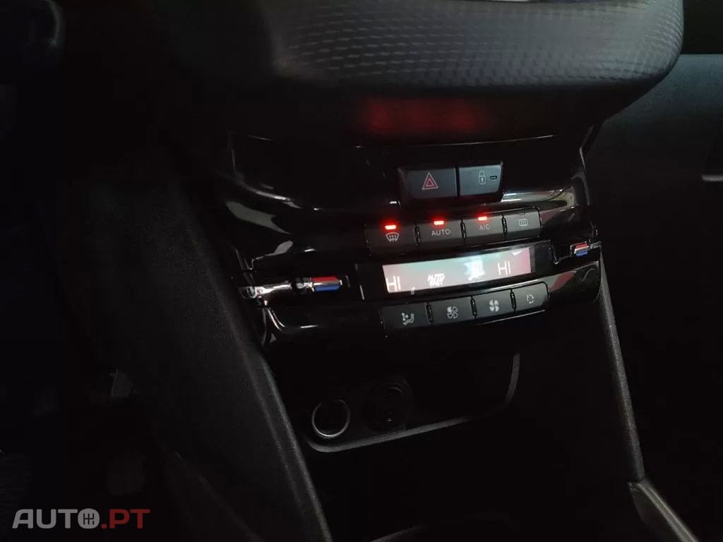Peugeot 2008 1.2 PureTech Allure