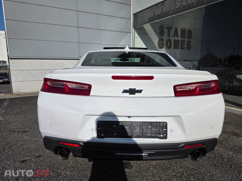Chevrolet Camaro 2.0 Aut.