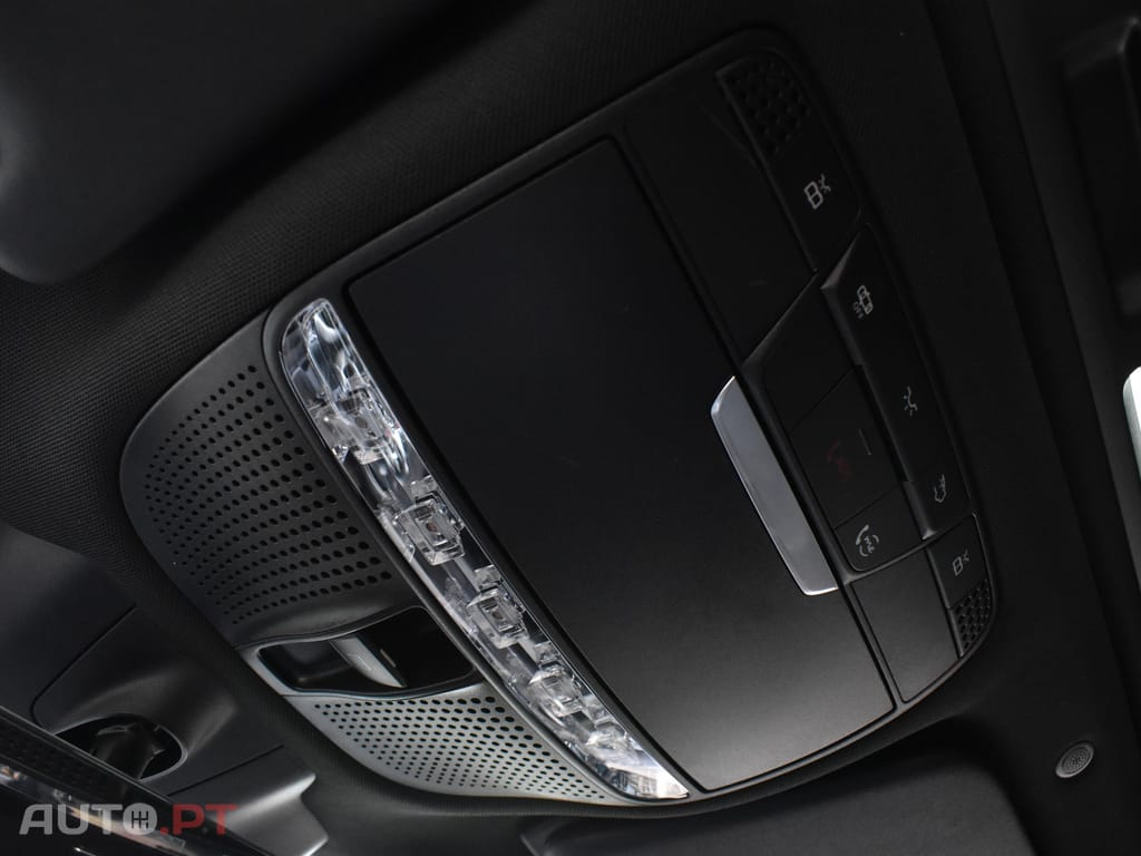 Mercedes-Benz GLC 300 e Coupe 4Matic 9G-TRONIC AMG Line